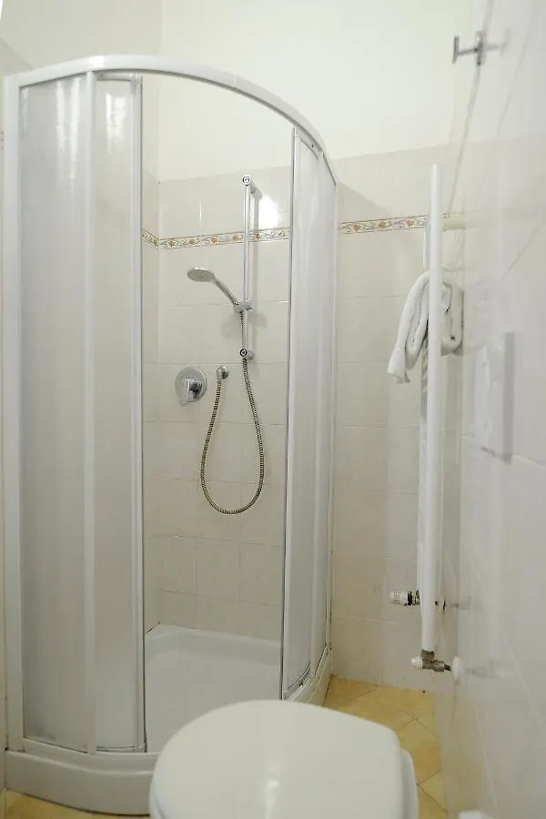 ゲストハウス B&B カルシオ ストリコ フィレンツェ